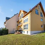 Komfort Kuesst Skyline Bei Aschaffenburg *